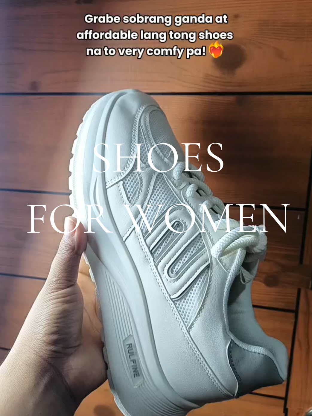 Breathable and comfy to wear it #rubbershoes #shoesforwomen #womenswear #shoes #whiteshoes 