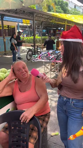 Como pesar o clima natalino.. pior que tive que concordar 😅