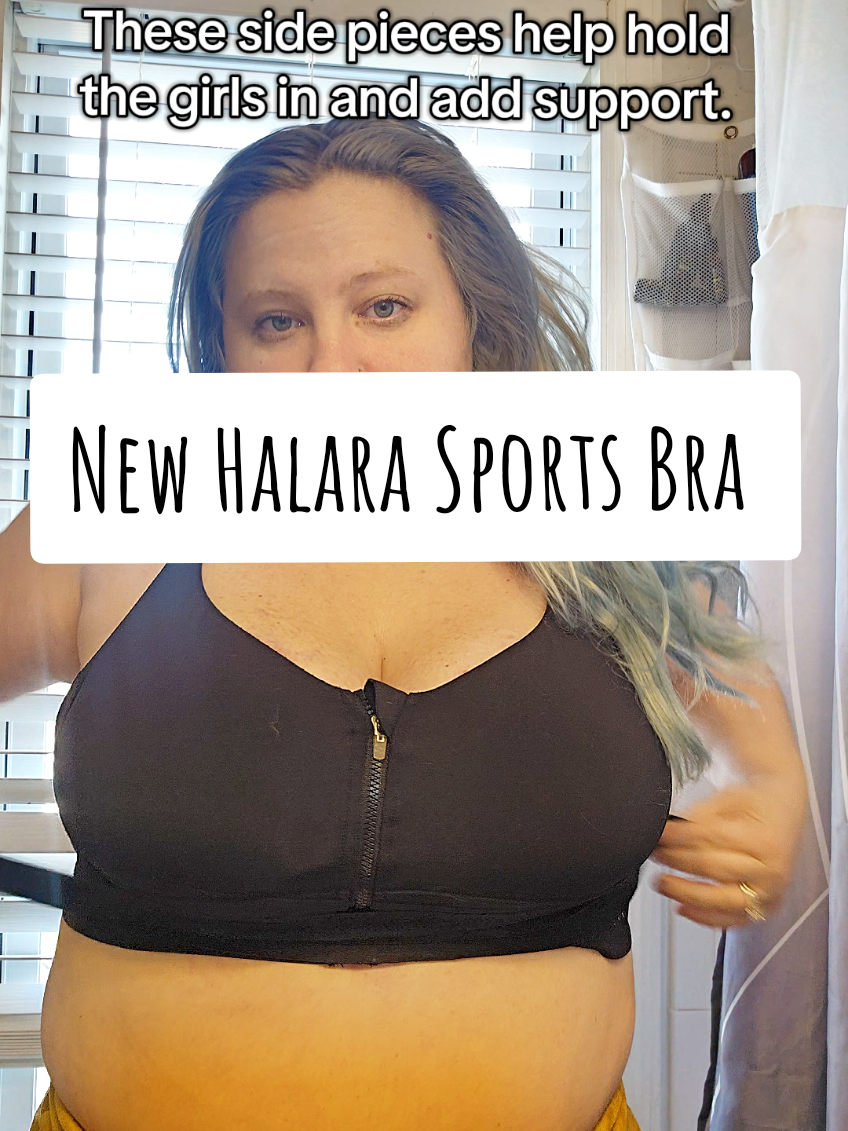 This halara bra is so cool. It's great for if you have side set girlie's or girls after kiddos that need held together and up some. And the extra straps hold the girls in real good!! Obsessed. #halara #halarabra #sportsbra #sportsbra #halarasportsbra 