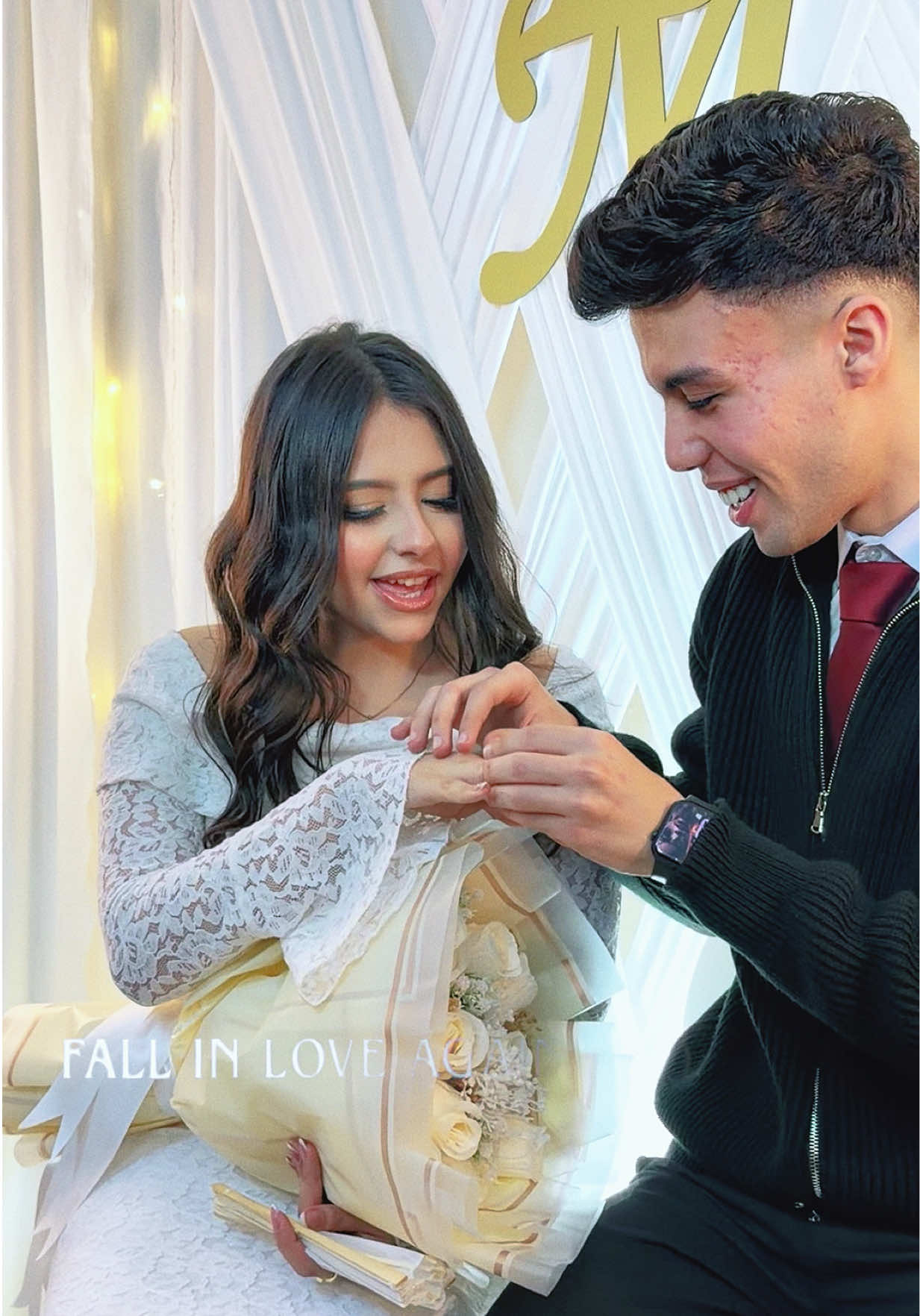 وعد الحر دين والحمد لله وفيت بوعدي يابنت روحي @Esraa”👸🏻🌑 ❤️💍#حموايهاب #حبيب_الشعب 