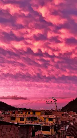 Admirando los atardeceres 🌅 #monse 