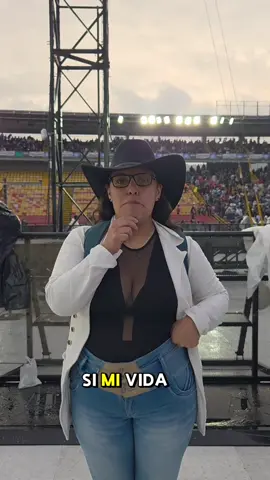 Si mi vida fuera un corrido se llamaría… ¿cómo se llamaría la de ustedes? #grupofirme #grupofirmeoficial 