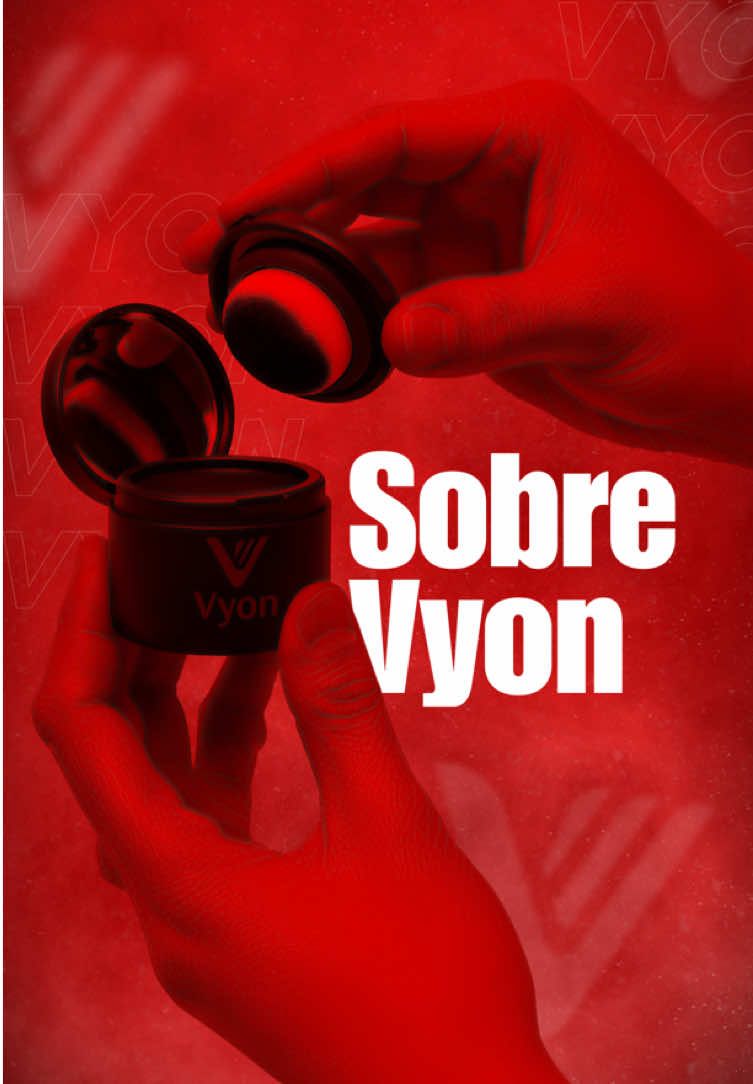 Para disfarçar falhas com naturalidade: Vyon. Não perde o brilho e não sai com água. Perfeito para treinar, trabalhar ou sair — sem medo de perder a cobertura capilar. Esse produto é da marca VYON, se você gostou, comenta “eu quero” que eu te envio o link! #calvicie #calvo #cabelo #homem #autoestima    