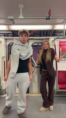 Fav dance #fyp #foryoupage #outfitinspo #OOTD #duo 