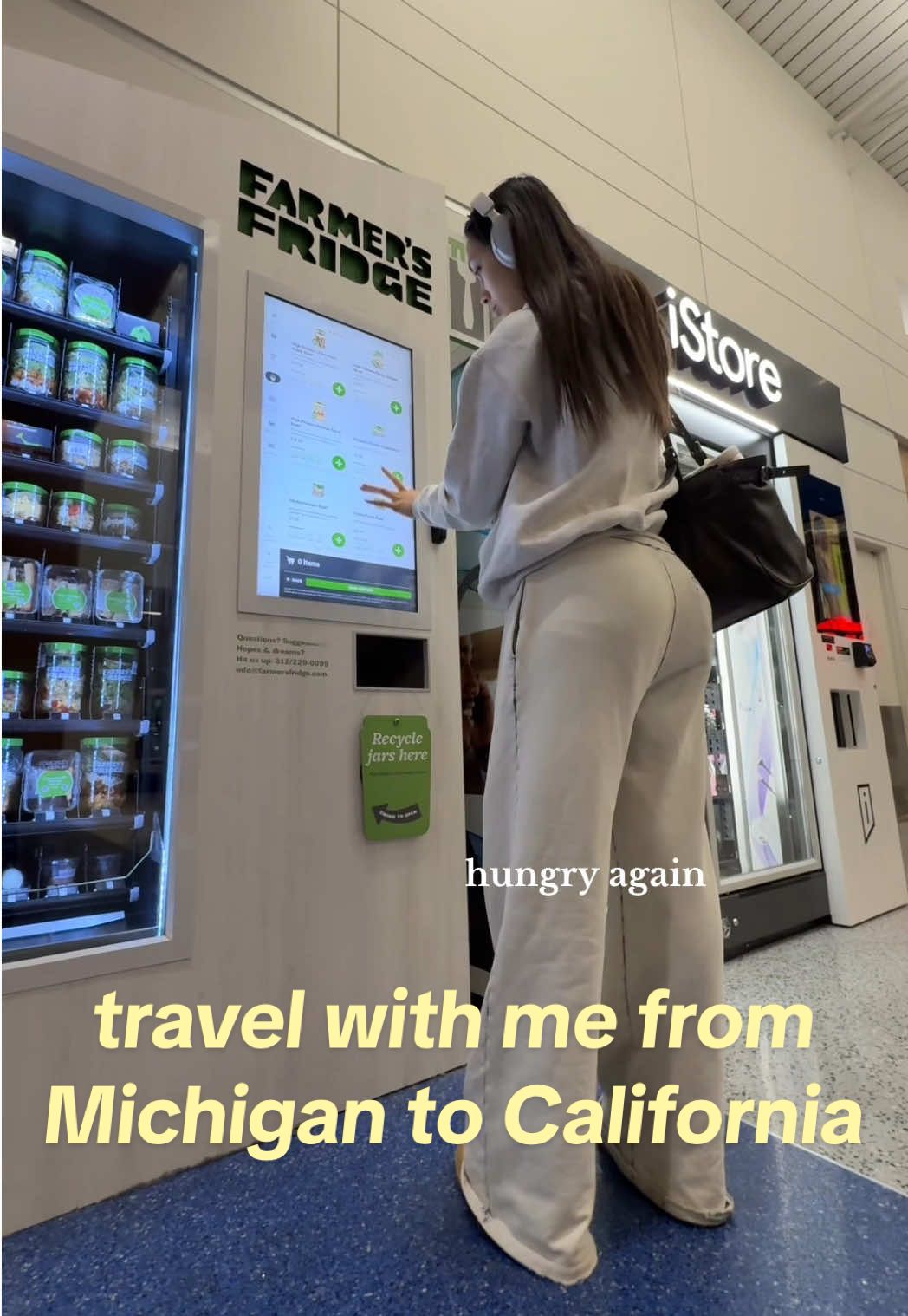 the longest travel day in my life thank god for @Bloom Nutrition #bloompartner  also hi @skyler aboujaoude  #travelcreator #travelday #Lifestyle #flight 