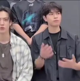 #STRAYKIDS 67 on the merry rizzmas. 😛🫰 #viral #fyp #kpop #67  @Stray Kids 