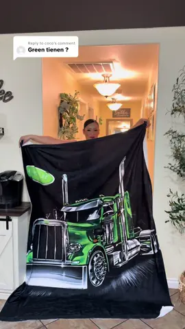 Replying to @coco The perfect throw blanket for your significant other 🎄🥰  . . #peterbilt #throwblanket #truckdriver #blanketlife #tiktokmademebuyit 