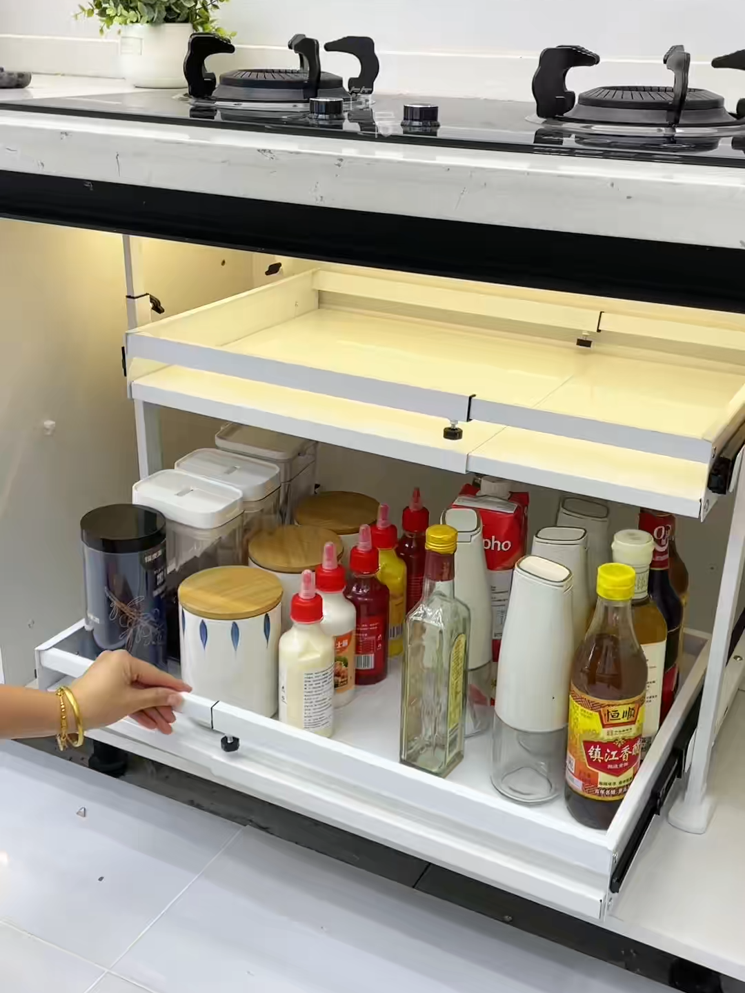 Kệ Gầm Tủ Bếp Điều Chỉnh Được Độ Cao #sieugiadung #giadung #kedanang #kenhabep #kegambep