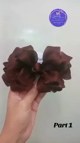 Part 1: cute Auto bow လေးပါနော် မင်မင်အော်ဒါအတွက် လုပ်ရင်းနဲ့ လုပ်ပြပေးလိုက်ပြီနော် အရမ်းလက်ဝင်သောလေး ဒါပေမယ့်လည်း ကျေနပ်တယ် #ကလစ်လုပ်နည်း #ကလစ်လှလှလေးတွေပန်ကြမယ်🎀 #handmadebows🎀  #VoiceEffects 