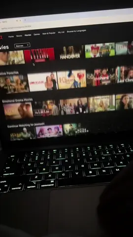 help guysss what should i watch  @lulu💕 