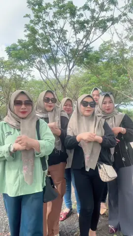 @Alya Nabila @Adibanurazkiya @•𝙢𝙖𝙢𝙖 𝙉𝙖𝙯𝙚𝙡• @viaazka @Yati Hayati  #cewekcantik #mamacantik 