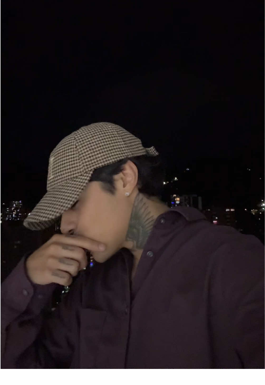 a los ojos otro no te mira…