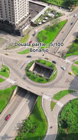 Bonanjo le plus beau quartier de douala regarde toute la vidéo et abonne toi#drone #douala #dronevideo #vue #pourtoii 