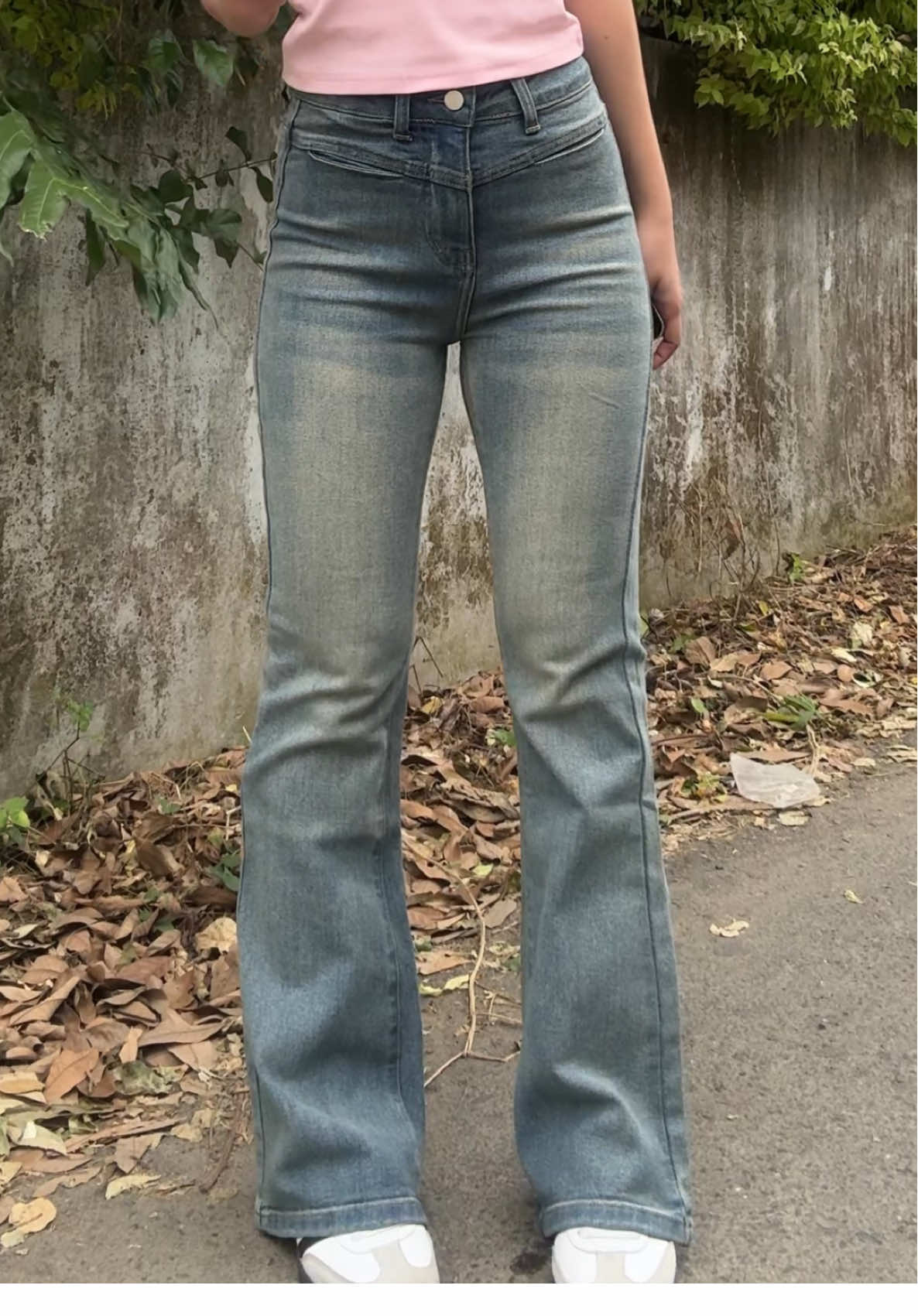 Cakep ni outfit 🥰🥰🥰  #fyp #jeans #jeansmurah #jeansviral #nyaman 