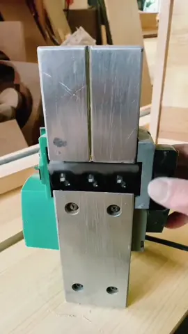 REAIM Electric Wood Planer 2200W Heavy Duty Power Tool Multi-functional Carpenter Handheld Cutting Machine, DIY Ketam Kayu Elektrik, Adjustable Blade Depth Electric planer small household woodworking Industrial Heavy-Duty Power Planer #foryou #good #fyp #tools 