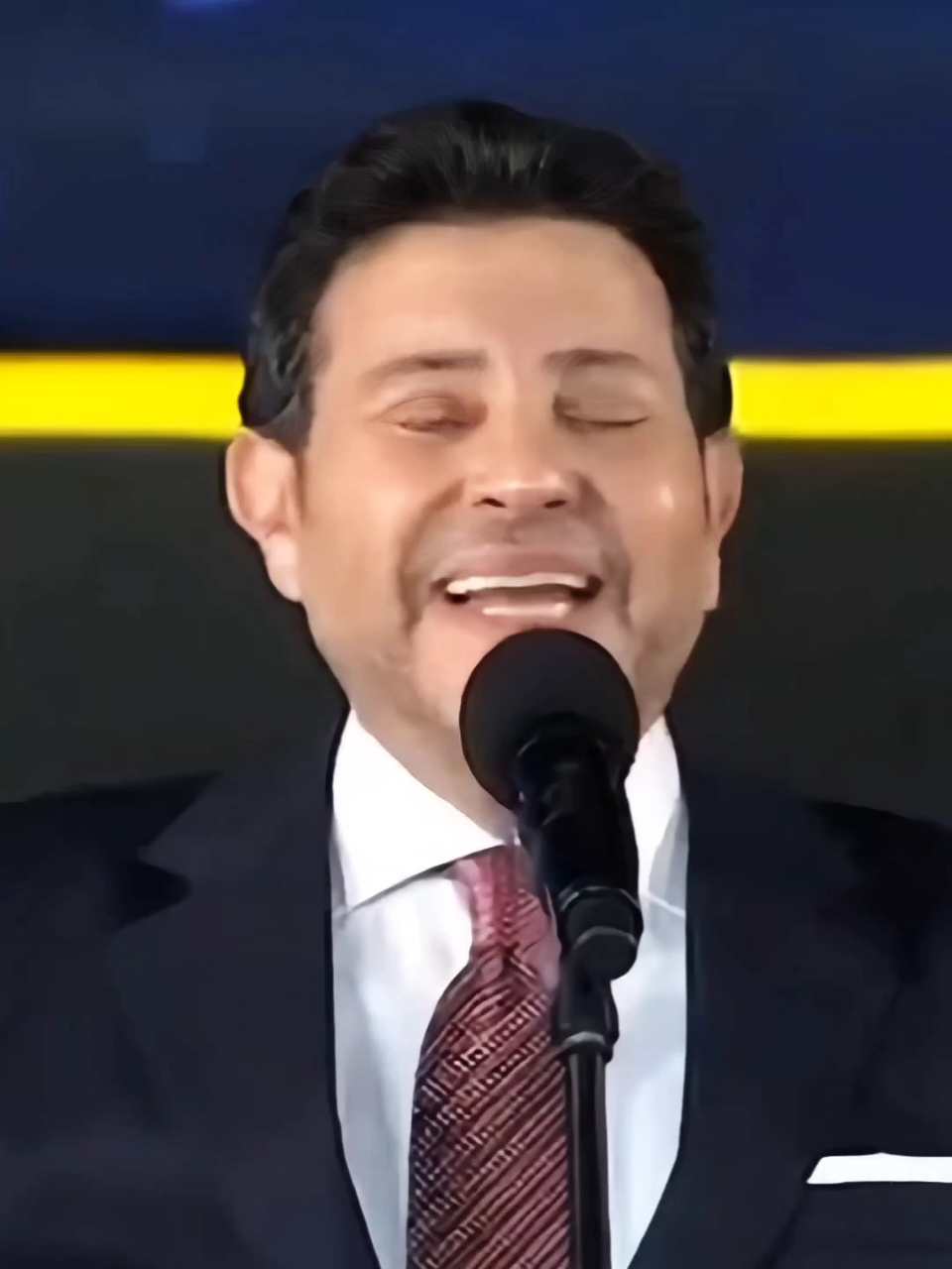 لو هتسهر كل ليلة #هاني_شاكر #اغاني_حب #اغاني_عربيه #ستوريات 