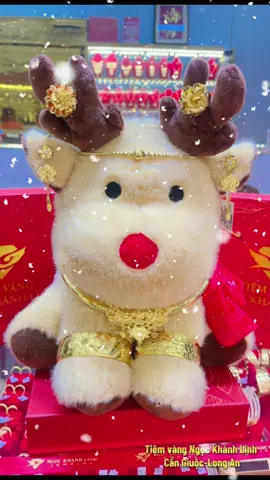 Tuần lộc phiên bản nhà giàu 🤑 #jollibee #jollibeetuanloc #merrychristmas #noel2025 #giaitritiktok 