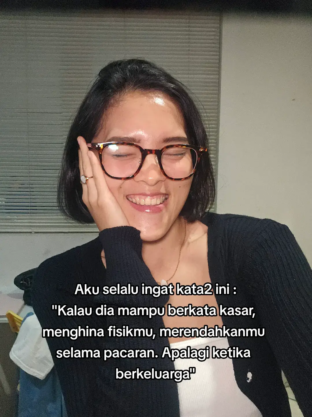 Kadang kita mikir kenapa ya sudah sayang banget dan setulus itu tapi tiba2 diginiin.  Percaya deh, mungkin kamu lupa kamu pernah doa sambil nangis2 