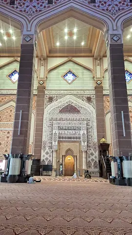 salah satu cara Masjid Putra mengurangkan atau penjimatan penggunaan tenaga eletrik. #environment  #environmentalsustainability 