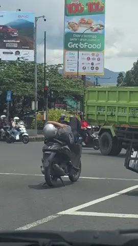 sibuk bgt dunia💔🥀😭🙏🏻 #fyp #houseofsmith  @houseofsmith.official 