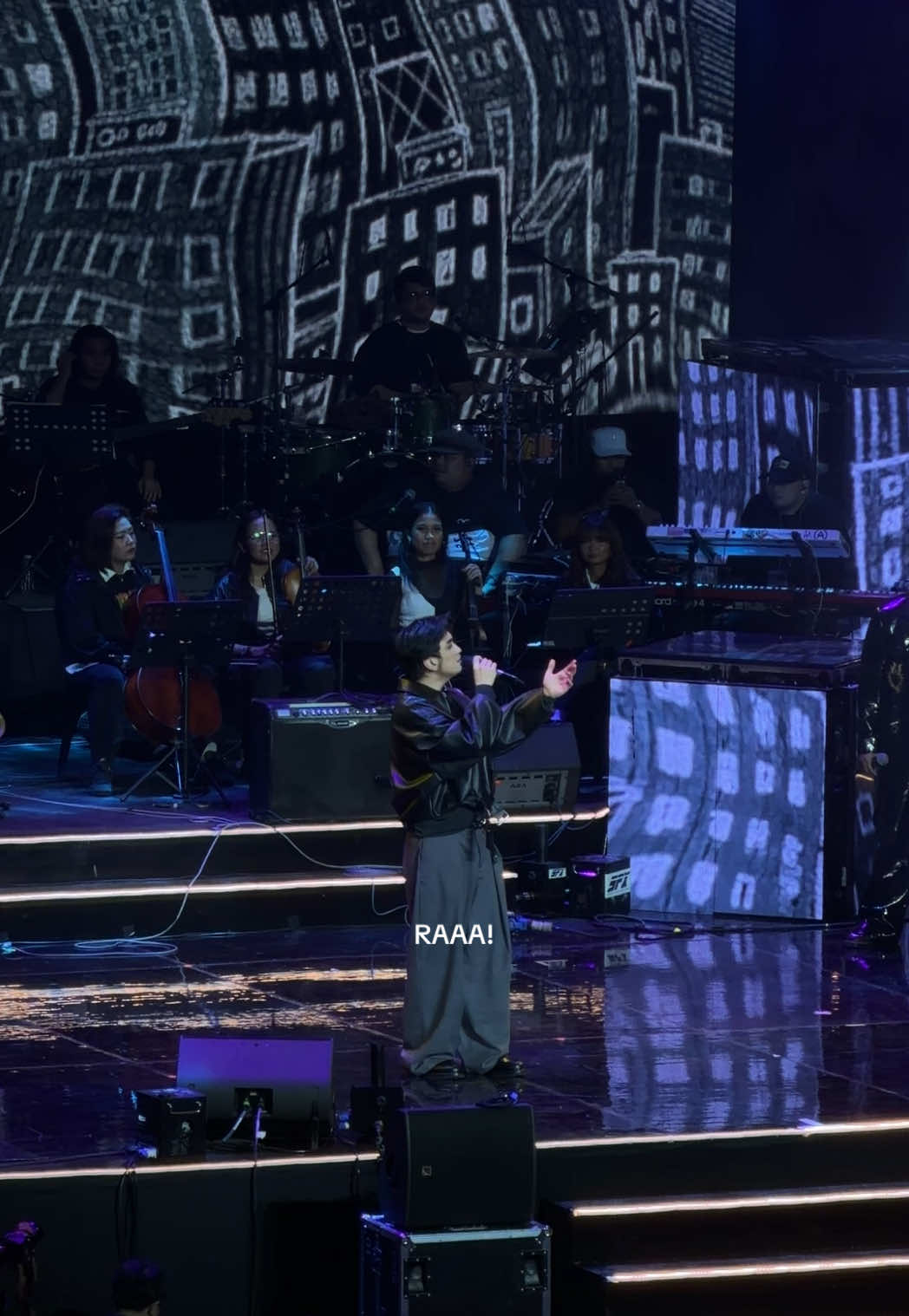 RAAALETA!  @Adie x Nahanap Kita valid reaction mamsh @Sassa Gurl @vaa live  #concert #adie #amielsol #fyp