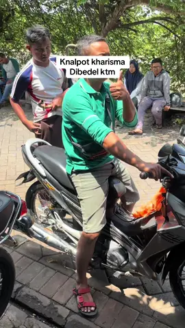 Knalpot kharisma dibedel bassulem. Lokasi sidoarjo,Wa.085606098883, Toko oren Arissandi026  #cbnganjuk #cb100 #kleperimitasi #cbjatim #fypシ゚ 