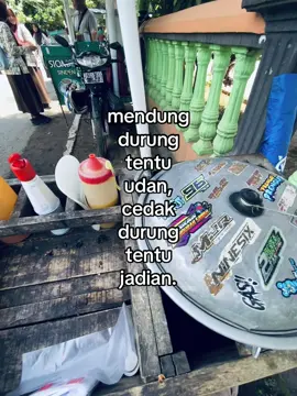 Kaya kamu cuman hts an yekkkk😂