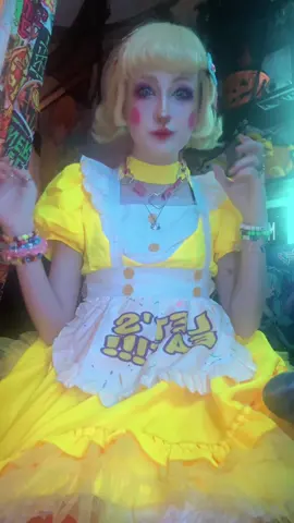 I know the second lines mangles just let me live #toychica #chica #fnaf #fnaf2cosplay #nezukwo 