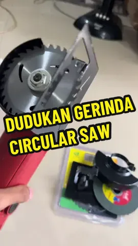 DUDUKAN GERINDA ATAU  GERINDA CIRCULAR SAW KELENGKAPAN 1 COVER GERINDA 4 INCI 1 TATAKAN GERINDA 1 MATA GERGAJI KAYU 1 MATA CUTTING ATAU RESIBON SPECK Material : Besi Tebal : 1,5mm Panjang :13,7cm #mesingerinda #circularsaw #pengamangerinda 