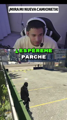 En este clip, nuestro amigo nos muestra su nueva camioneta y comparte su emoción. ¡No te pierdas la reacción de todos! ¿Qué opinas de su compra? ¡Déjanos tu comentario!#Camioneta #CompraIncreíble #Reacciones #Amigos #Viral #Kick #streamer #Gtarp #Lasantarp