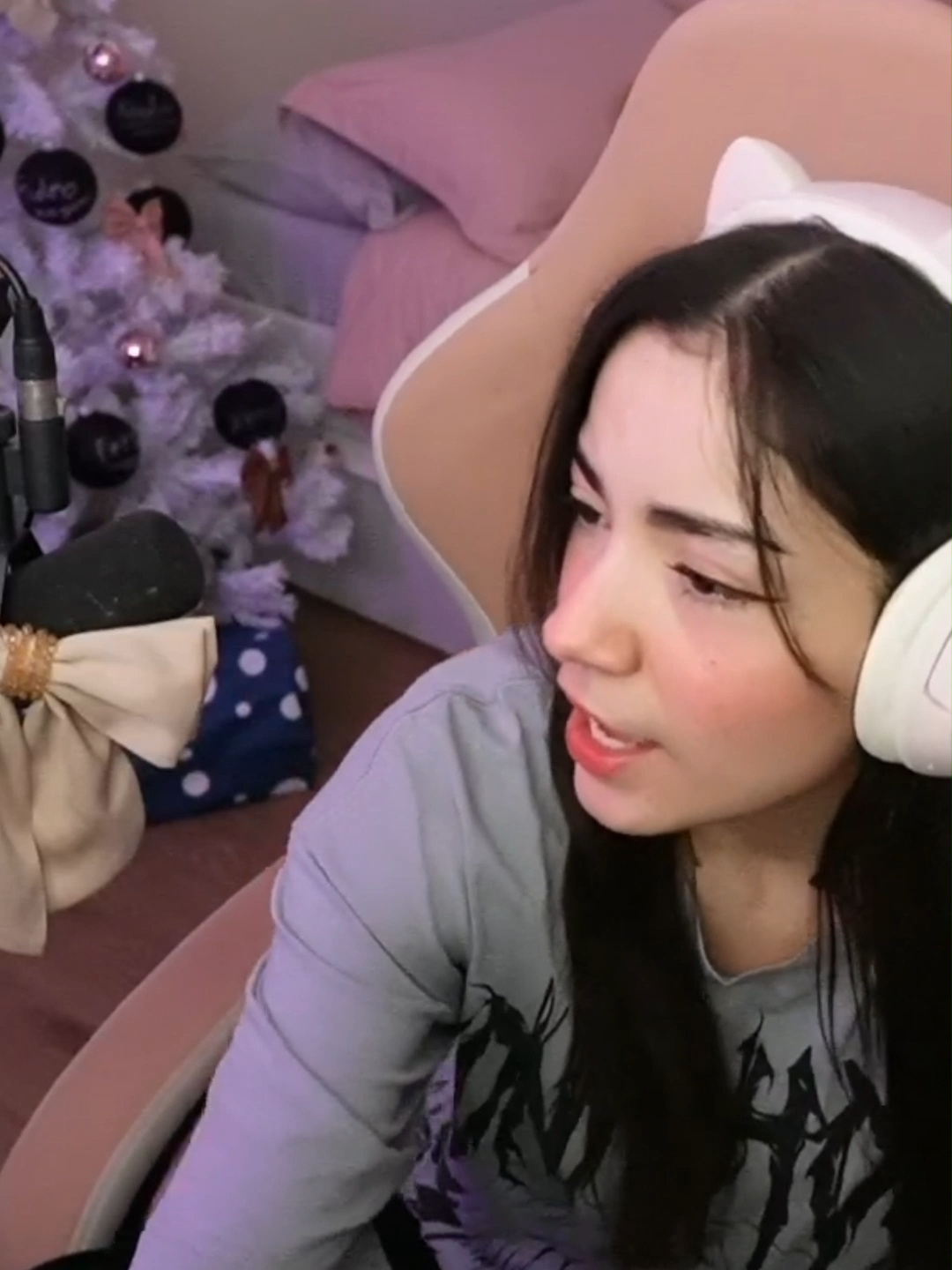 todo el stream mirando el cel #maryblog #mary #maryblog32 #fyppppppppppppppppppppppp #foryou #fyp #foryoupage