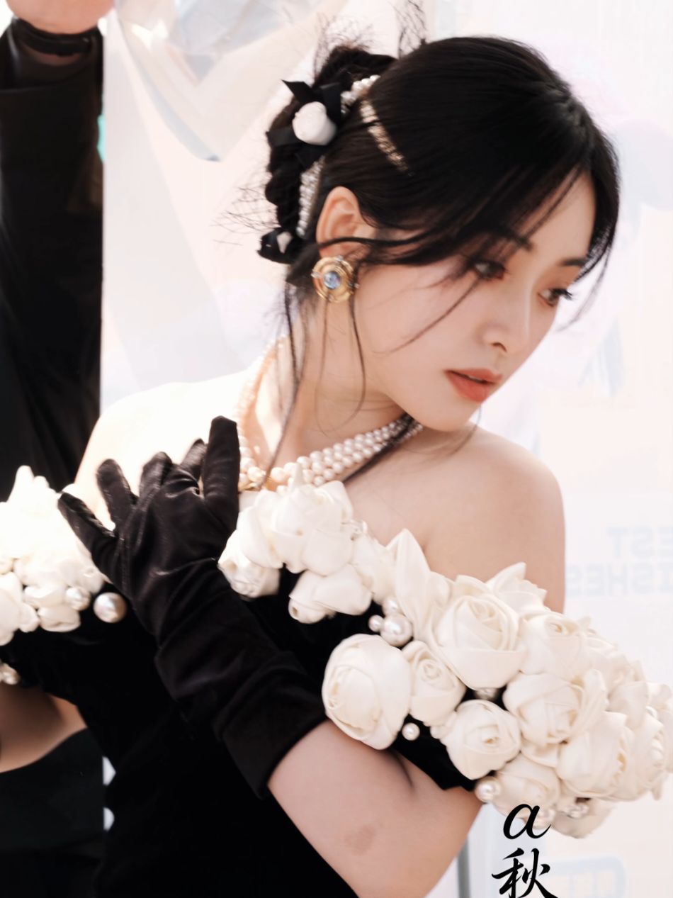 เสิ่นเยว่สวยมากกก ShenYue  iQIYI Scream Night  2025 📆 6 Dec 2025 📍Macau 🇲🇴 ​​​ #ShenYue #沈月 #เสิ่นเยว่ #iQiyiScreamingNight #ShenYuexIQIYIScreamNight2025