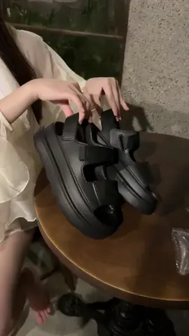 Giày sandal đi mua chống thấm nước ạ #thanhhuy_shoes #giaysandal #sandal #depnu #xuhuong 