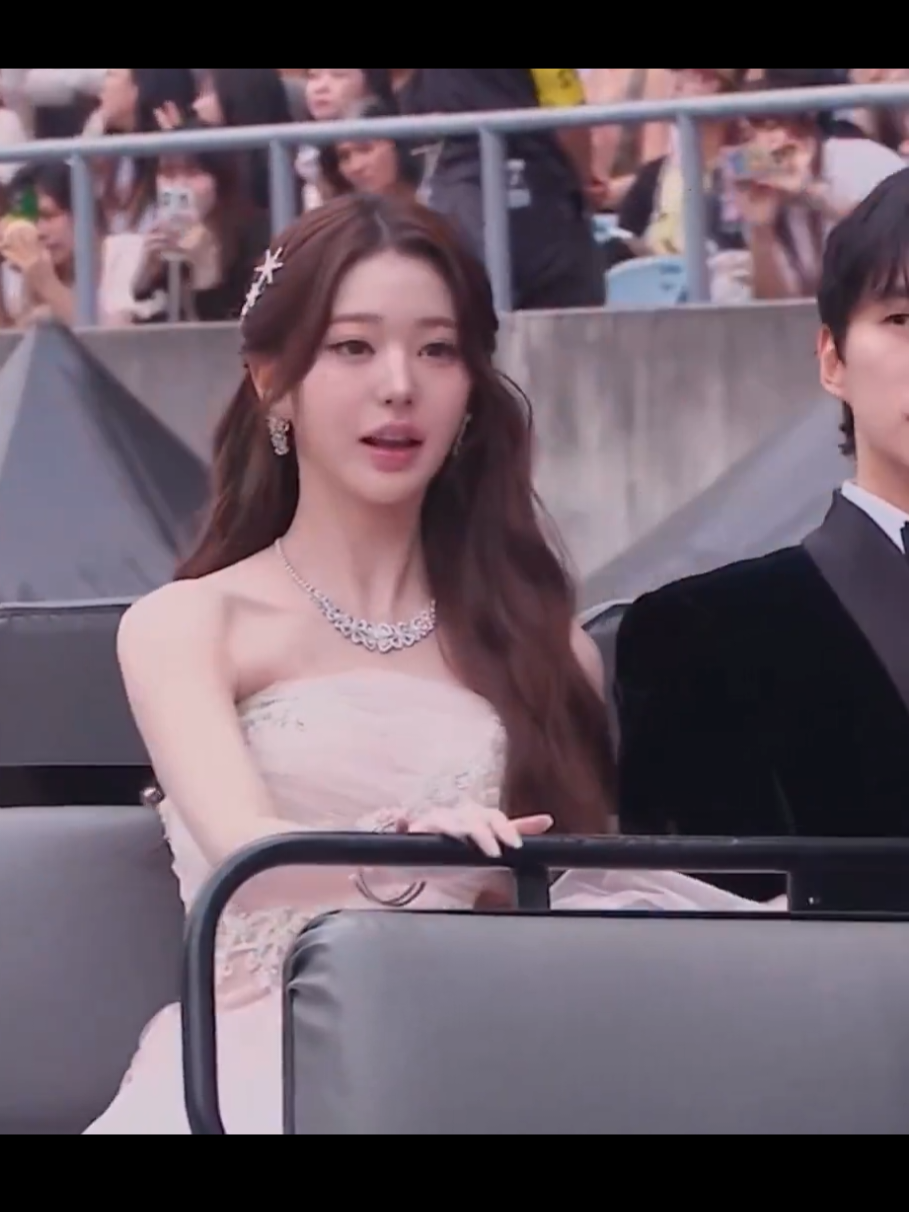 원영님 오늘 진짜 개레전드네 #AAA2025 #JANGWONYOUNG #LEEJUNHO #AAA2025 #wonyoung 