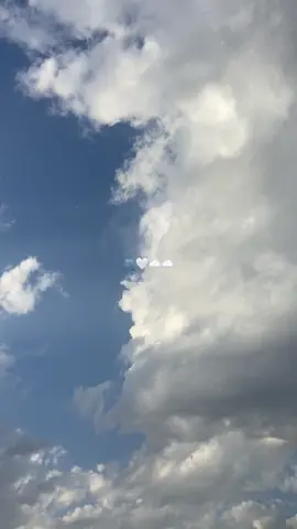 ‏تِنحب الحياة المَليانه غيوم ومطر☁️🌧️!!