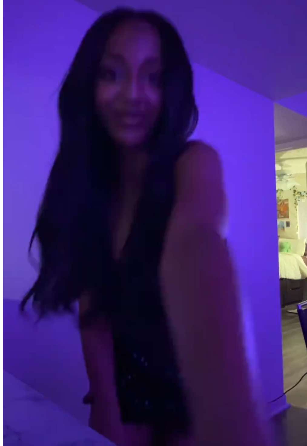 isaac made me feel rlly awk 🫩🫩🫩