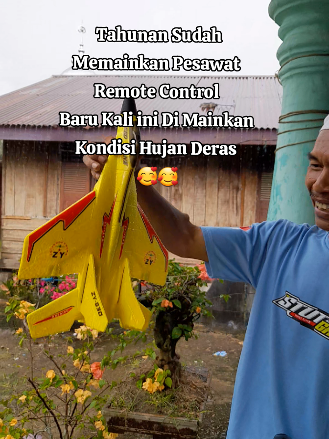 pesawat remote control ZY-530 MAIN HUJAN #fyp_rajamalam #RajaMalam #tranding1_rajamalam #putra_minang_tebing_tinggi @-RAJA-MALAM- @RAJA LESTARI @Qiu Qiu 