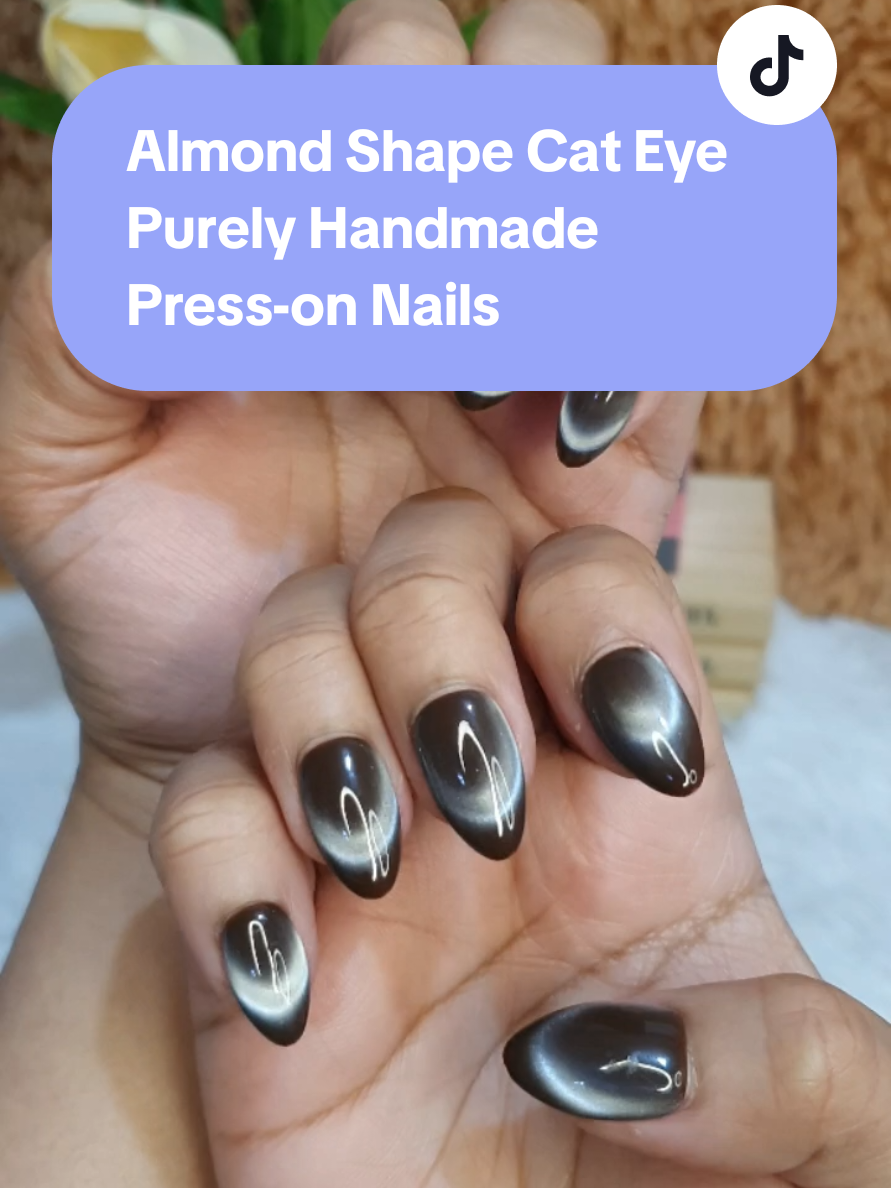 Almond Shape Cat Eye Purely Handmade Press-on Nails!!💅💅 #cateyenails  #nailsextentions #handmadepressonnails #pressonnails #handmadenails 