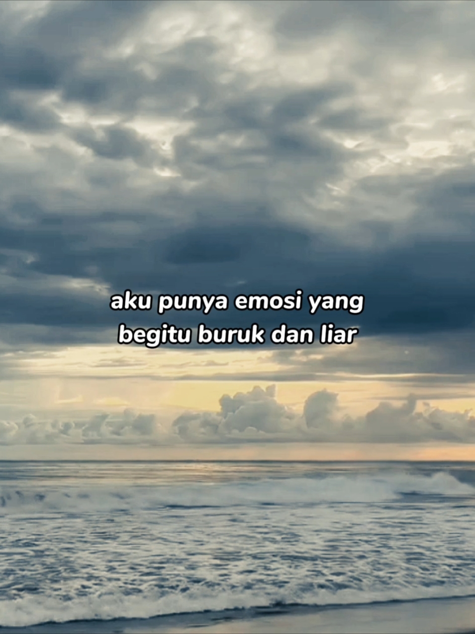 takut pada diri sendiri  #CapCut #soundviral #foryou #tmtemplate #templatecapcut 