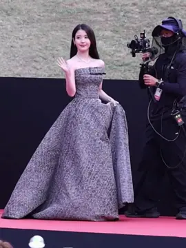 Cantik banget mba iu #AAA2025#iu