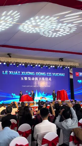 Ra mắt động cơ Yuchai made in Vietnam đầu tiên đã xuất hiện #otomiennam #kimlongmiennam #kimlongmotor #tiktokxekhachvietnam♥️♥️ #tiktokxekhach 