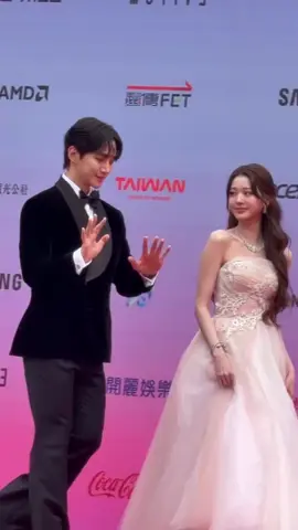 #Vogue音樂 AAA 2025 主持人李俊昊 、張員瑛 帥氣絕美降臨高雄世運！ #張員瑛 #李俊昊 #wonyoung #이준호 #AAA #高雄