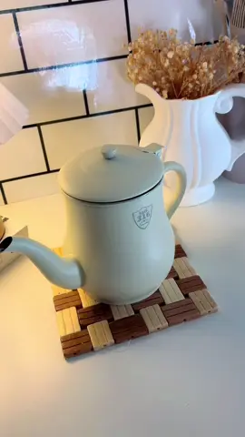 Ishhh oil pot pon comey! Design cute & colour dia aesthetic 🤍 #oilpot #oilpotsaringanminyak #oilpotsaringanminyak 