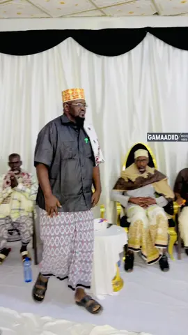 Beesha reer suubaan Samakaab axmed Ayaa maanta si rasmi caaqilka beesha ugu igamatay inuu ahaado Caaqil Dayib cabdi Ducaale Darwiish kadib markii uu geeriyooday caaqilkii beesha reer suubaan Samakaab  Allah ha unaxariistee caaqil Cabdi Ducaale Darwiish, Caaqil Dayib cabdi Ducaale ayaa kamid ah cuqaasha gobalada Waqooyi Bari Soomaliya gaar gaar ahaan Gobalka cayn