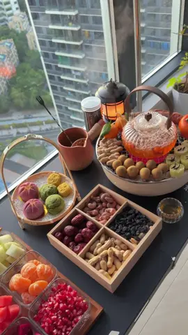 Khay mứt phải kết hợp với trà chiều nó mới đúng gu #tết #trangtritet #tết2026 #khaymuttet 