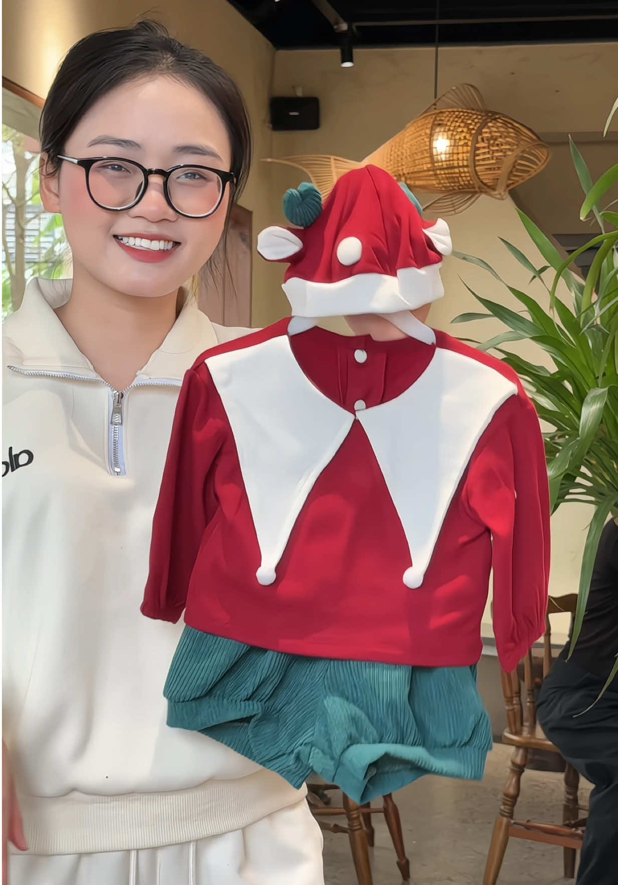 Set noel kèm mũ xinh quá trời #setnoelchobe #thoitrangtreem 