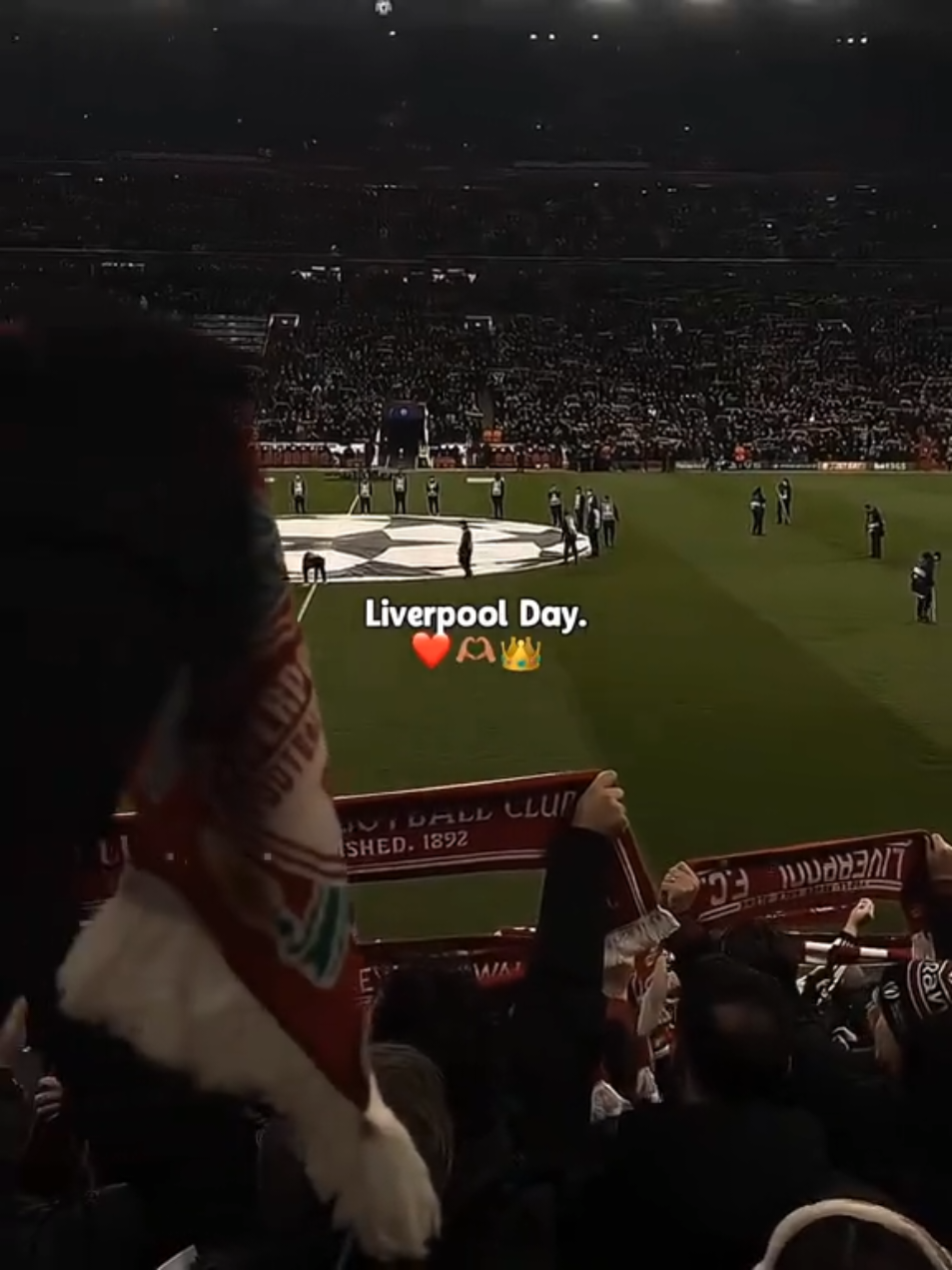 Together we win❤️👑 Goodluck Reds❤️🫶🏽👑 #azrah_sports07 #liverpoolfc #ynwa🔴🔴🔴 #liverpoolfans✊❤✊🇸🇴📌❤✊ 