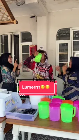 Solusi cuaca panasmu😋🤙 langsung cus datang ke@NJ Donuts  ya guys🤪 lumayan buat sangu nyafe nanti malming🤣 📍lokasi karangrejo banyuwangi,depan toko menara plastik🤙 #foryou #promomakanharian #bwx24jam #jajananviral #beranda 