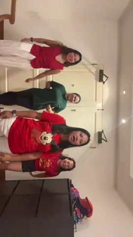 Xmas Party 😊❤️ @4P12I7 12O8E  @@shebangs🇵🇭🇹🇭 