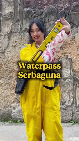 Waterpass ternyata gak cuma buat ngukur kemiringan bangunan aja guys ✨🥰 #tools #perkakas #6666 #waterpass #tukangbangunan 